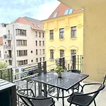 Spacious 3-Bedroom With Balcony & Free Parking